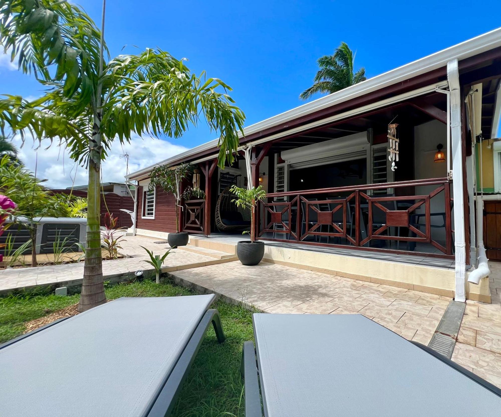 Villa Simeon Saint Francois Avec Piscine Privee Et Jacuzzi Proche Plage Exterior photo